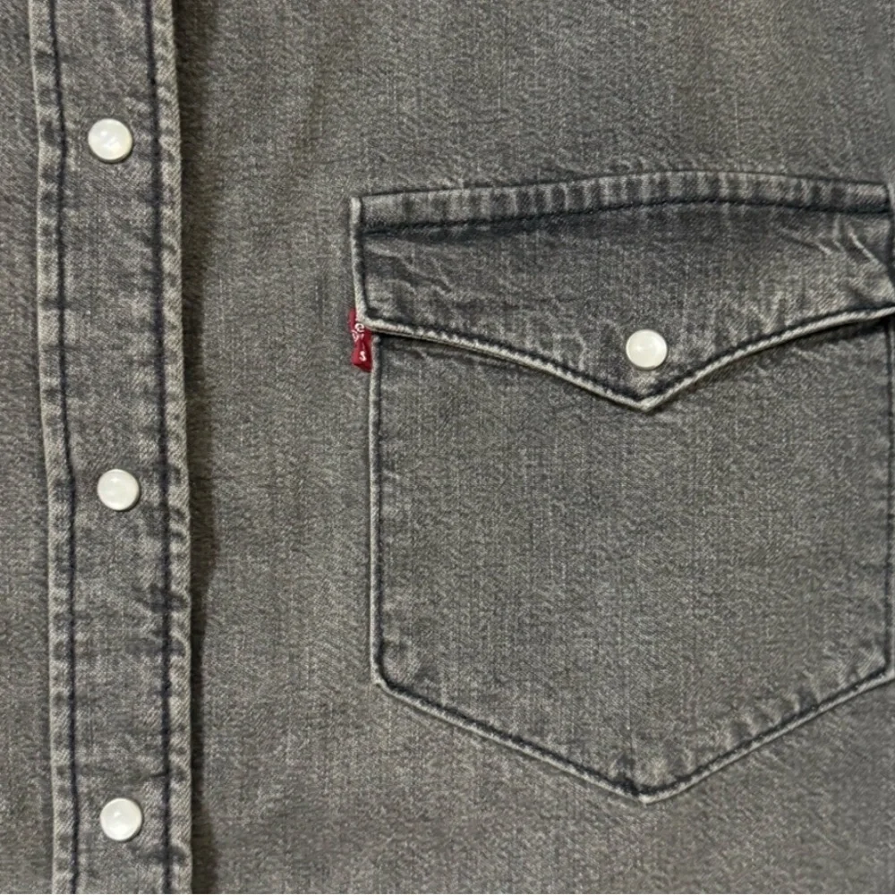 Levi's Denim Shirt Jacket Charcoal Western Shirt XL women’s - Picture 3 of 4